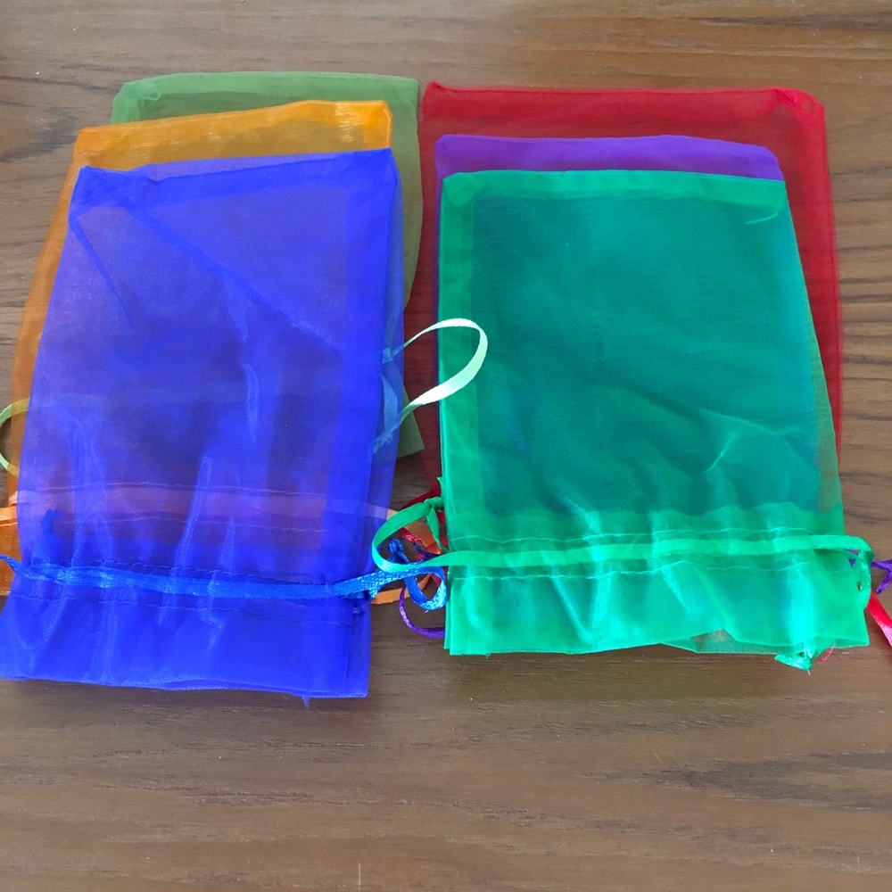 6 colorful jewelry gift bags🎁🎁🎁